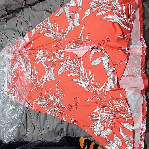 2pc top and dress Marallis Collection - Picture 7 of 7